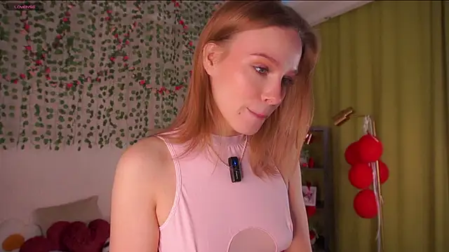 TaiteBayles online show from 02-27-26, 01:39