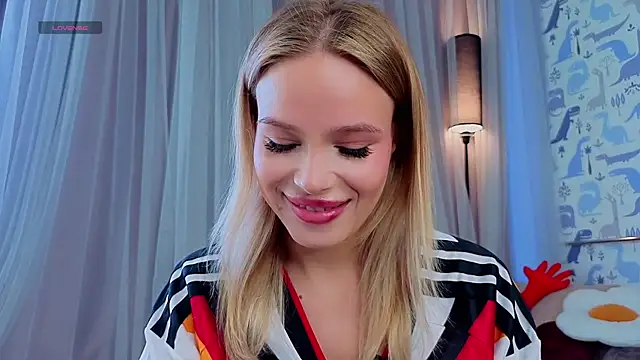 TaiteBayles online show from 06-24-26, 01:48