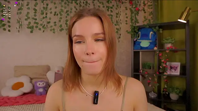 TaiteBayles online show from 02-09-26, 03:59