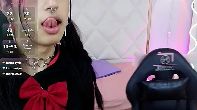 Snapshot of NATTROSE_TAY chatting on 03-04-25, 02:42 NATTROSE TAY online show from 03-04-25, 02:42