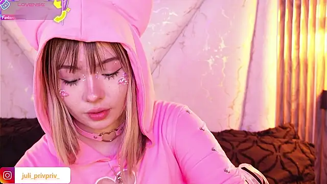 Julieta priv online show from 03-25-26, 03:22