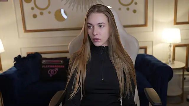 Layla Sweet  online show from 12-14-25, 07:30