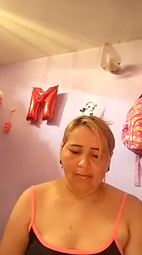 Snapshot of Guardianahot chatting on 02-19-25, 07:05 Guardianahot online show from 02-19-25, 07:05