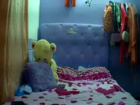 Snapshot of Guardianahot chatting on 03-20-25, 11:23 Guardianahot online show from 03-20-25, 11:23