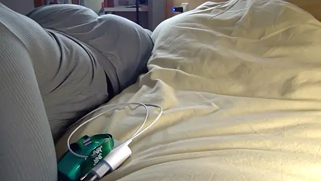 Snapshot of Halima_misshotpussy13 chatting on 02-15-25, 01:31 Halima misshotpussy13 online show from 02-15-25, 01:31