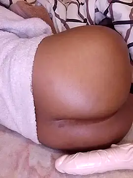 ChloeBab online show from 11-18-25, 08:17