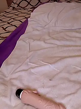 ChloeBab online show from 11-25-25, 06:14