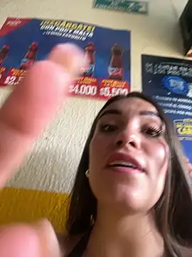 Snapshot of EMILY-07_ chatting on 02-20-25, 05:20 EMILY-07 online show from 02-20-25, 05:20