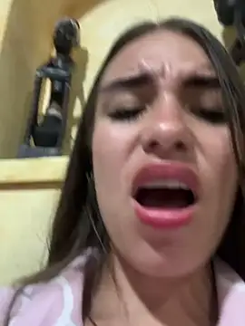 Snapshot of EMILY-07_ chatting on 03-06-25, 09:31 EMILY-07 online show from 03-06-25, 09:31