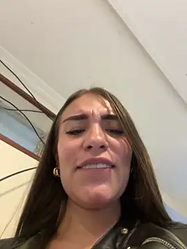 Snapshot of EMILY-07_ chatting on 02-18-25, 04:58 EMILY-07 online show from 02-18-25, 04:58