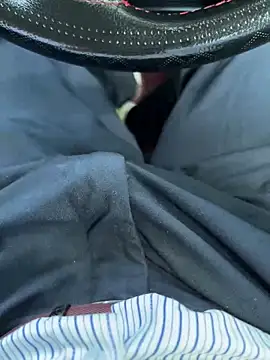 Snapshot of BadboySLR_8899 chatting on 10-13-25, 04:14 BadboySLR 8899 online show from 10-13-25, 04:14