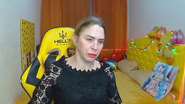 TessaDaybreak online show from 03-01-25, 07:30
