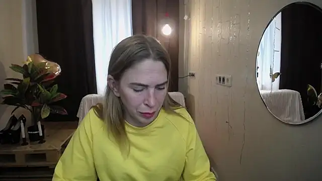 TessaDaybreak online show from 03-18-25, 10:28
