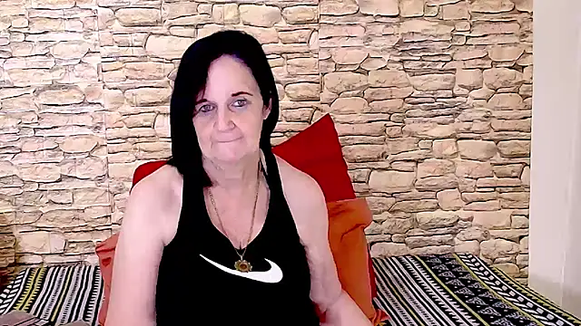 Snapshot of LuciousGrace chatting on 11-27-25, 05:30 LuciousGrace online show from 11-27-25, 05:30