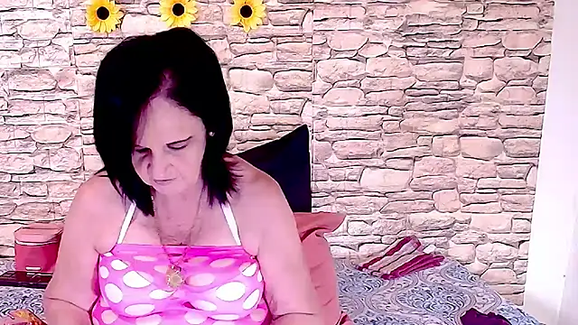 Snapshot of LuciousGrace chatting on 03-02-26, 07:15 LuciousGrace online show from 03-02-26, 07:15