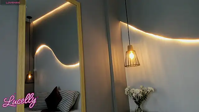 lucelly 15 online show from 10-21-25, 11:31