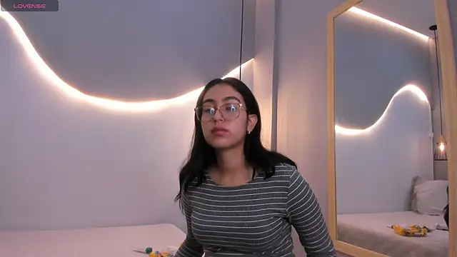 lucelly 15 online show from 01-12-26, 11:50