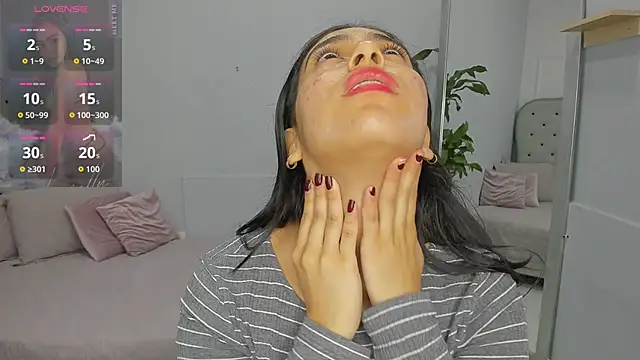 lucelly 15 online show from 02-28-26, 11:54