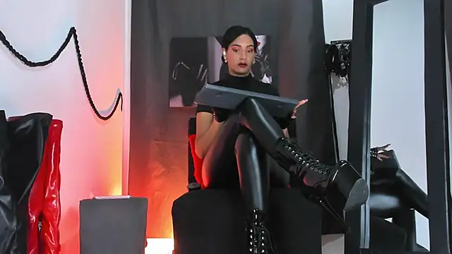 Aleshkastone online show from 10-31-25, 01:02