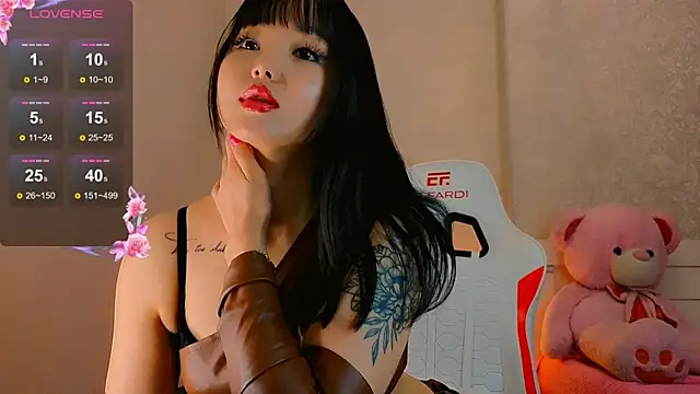 Demonic Angel  online show from 06-12-26, 03:32