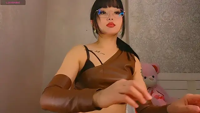 Snapshot of Demonic_Angel_ chatting on 04-30-26, 04:14 Demonic Angel online show from 04-30-26, 04:14