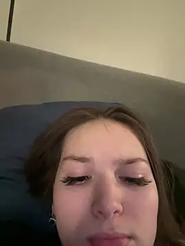 -Amora online show from 02-13-26, 12:16