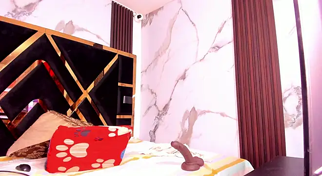 ebony valentina online show from 11-08-25, 01:42