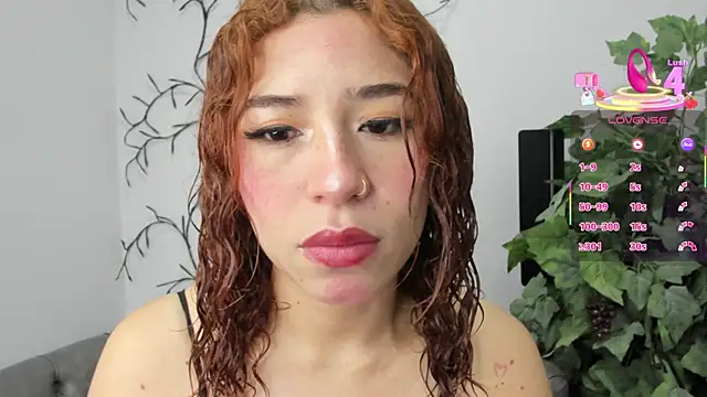 Snapshot of miss__daphne chatting on 03-03-25, 02:33 miss daphne online show from 03-03-25, 02:33