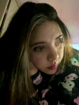 Snapshot of _ivyginger chatting on 09-14-25, 10:43 ivyginger online show from 09-14-25, 10:43