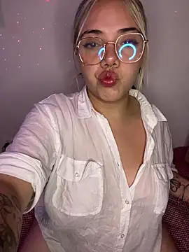  ivyginger online show from 02-01-26, 04:11