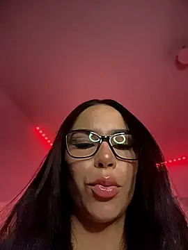 Naatalia online show from 02-15-26, 07:24