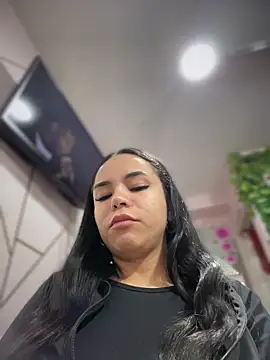 Naatalia online show from 11-29-25, 10:32