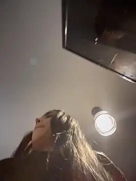 Naatalia online show from 04-17-26, 09:06