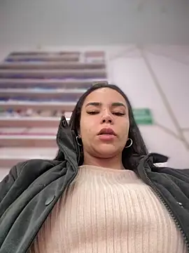 Naatalia online show from 11-14-25, 08:12