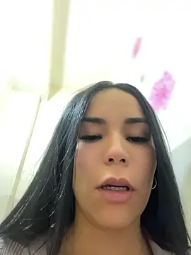 Naatalia online show from 07-18-26, 08:06
