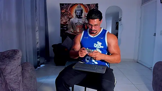 Valentino Dosantos  online show from 09-09-25, 08:51