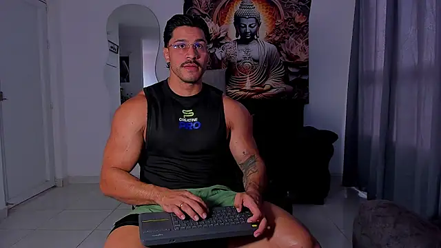 Valentino Dosantos  online show from 11-15-25, 02:32