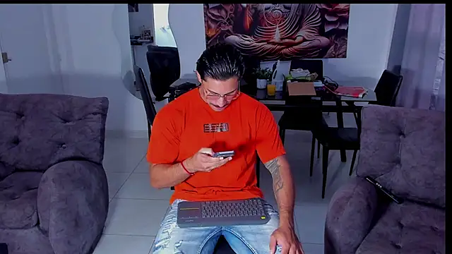 Valentino Dosantos  online show from 02-02-26, 08:19