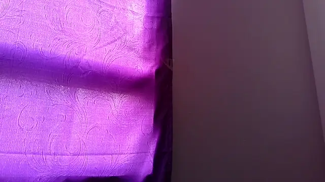 Snapshot of bella_lady20 chatting on 02-22-25, 05:35 bella lady20 online show from 02-22-25, 05:35