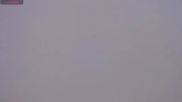 Snapshot of miss_nyxxx chatting on 05-13-26, 04:41 miss nyxxx online show from 05-13-26, 04:41