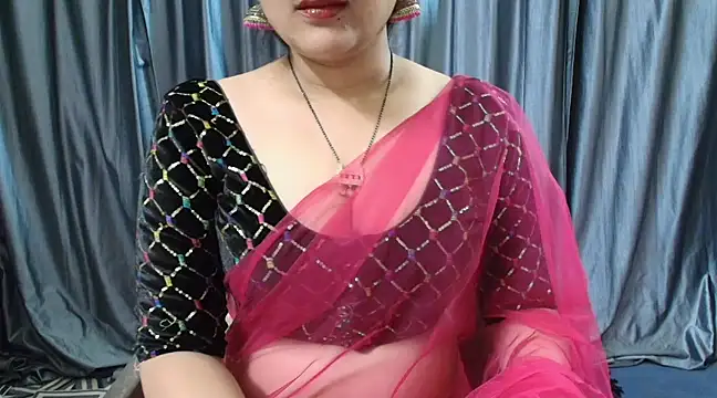 Snapshot of goldiwets chatting on 03-05-25, 02:34 goldiwets online show from 03-05-25, 02:34