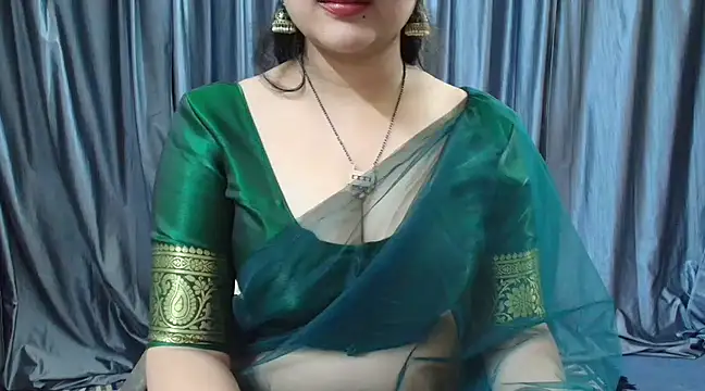 Snapshot of goldiwets chatting on 03-02-25, 06:03 goldiwets online show from 03-02-25, 06:03