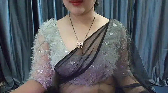 Snapshot of goldiwets chatting on 03-22-25, 06:36 goldiwets online show from 03-22-25, 06:36