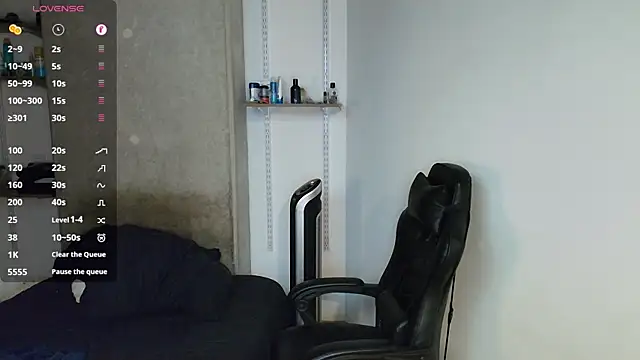 Snapshot of kevin_jef chatting on 05-19-26, 02:18 kevin jef online show from 05-19-26, 02:18