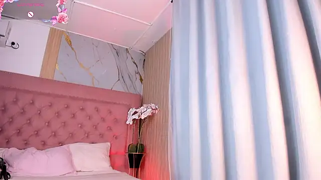 Snapshot of rosett_kio chatting on 03-01-26, 12:27 rosett kio online show from 03-01-26, 12:27