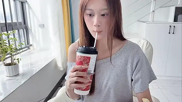 Cassie-20 online show from 10-06-25, 01:18