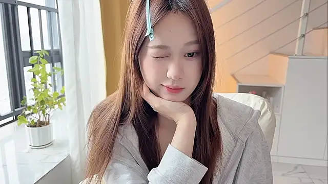 Cassie-20 online show from 12-04-25, 02:21