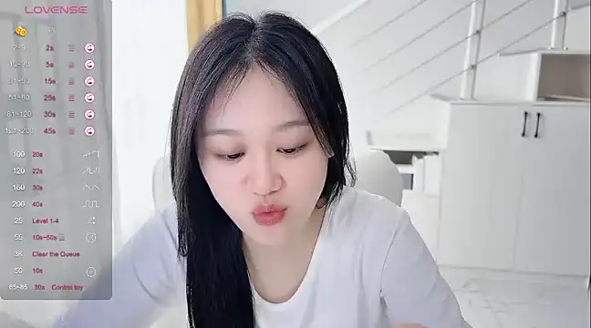 Cassie-20 online show from 03-18-25, 02:40