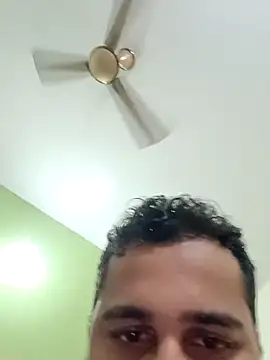 Snapshot of susthovai chatting on 09-16-25, 11:22 susthovai online show from 09-16-25, 11:22