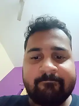 Snapshot of susthovai chatting on 12-16-25, 12:42 susthovai online show from 12-16-25, 12:42